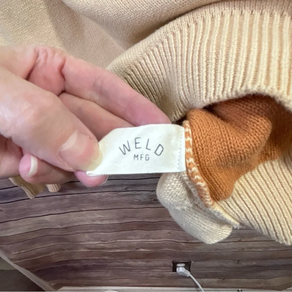 Weld MFG Mellow Out Sweater Tan Peach Size Large